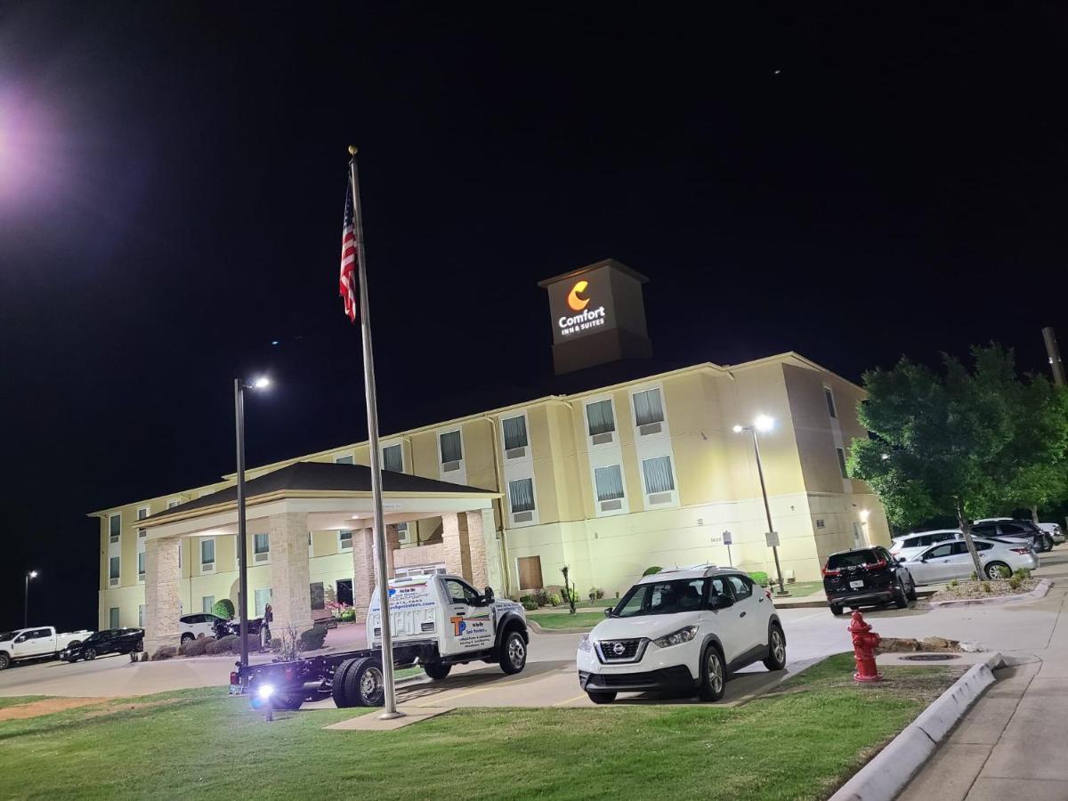 Comfort Inn & Suites Van Buren - Fort Smith Exterior photo