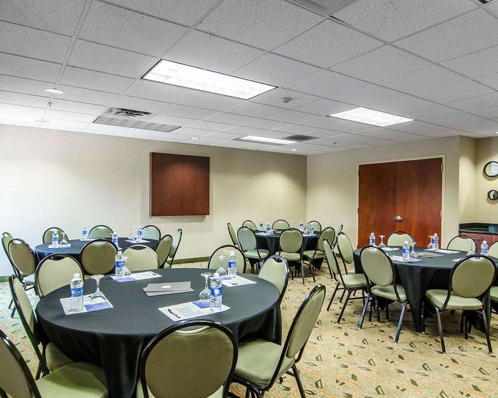 Comfort Inn & Suites Van Buren - Fort Smith Facilities photo