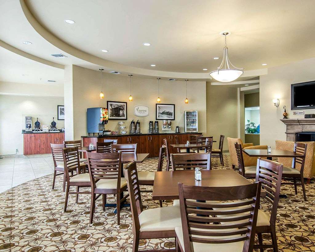 Comfort Inn & Suites Van Buren - Fort Smith Restaurant photo